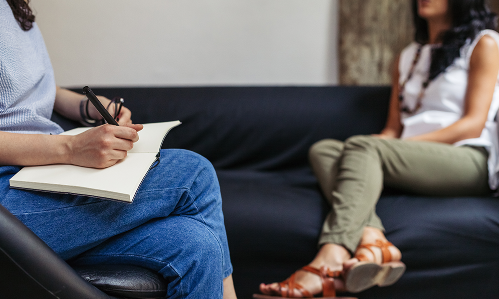 a-woman-on-the-couch-in-therapy